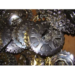 Lot Important De 1200 Pignons Miche Pour Shimano Et Campagnolo -Vélos Soldes Magasin lot important de 1200 pignons miche pour shimano et campagnolo 4