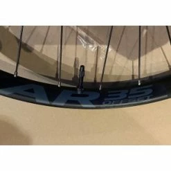Race Face Paire De Roues RACEFACE ARC 35 29" 15x110mm / 12x157mm Superboost Microspline -Vélos Soldes Magasin paire de roues race face arc 35 29 15x110mm 12x157mm superboost microspline 3