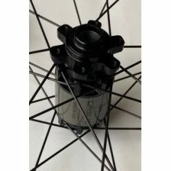 Paire De Roues URSUS ALCOR Disque 29p 15/100 & 12/142mm -Vélos Soldes Magasin paire de roues ursus alcor disque 29p 15100 12142mm 2