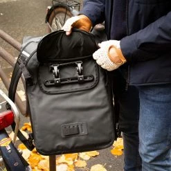 Vélos Soldes Magasin -Vélos Soldes Magasin sac a dos convertible sacoche velotaf noir